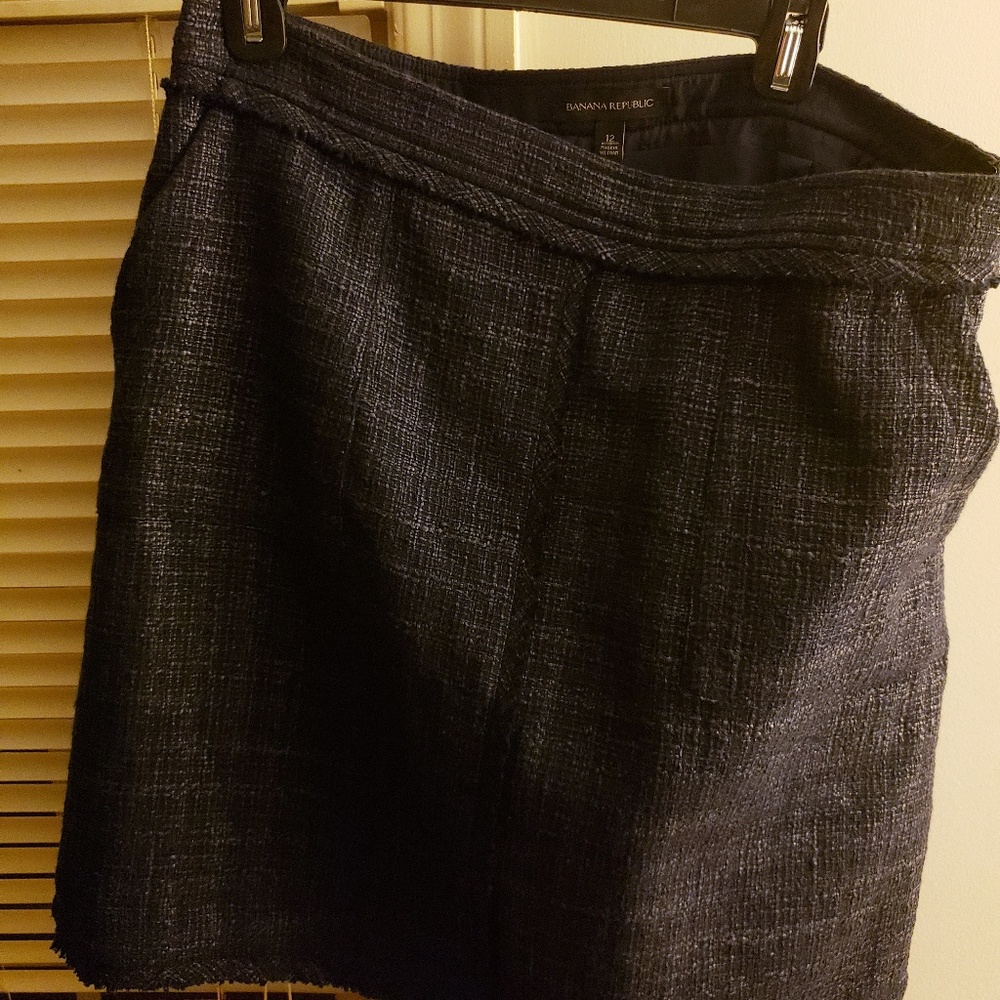 Never worn Banana Republic skirt